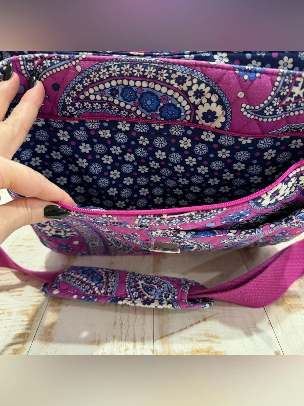 Vera Bradley Magenta Paisley Boysenberry Quilted Laptop vintage Retired